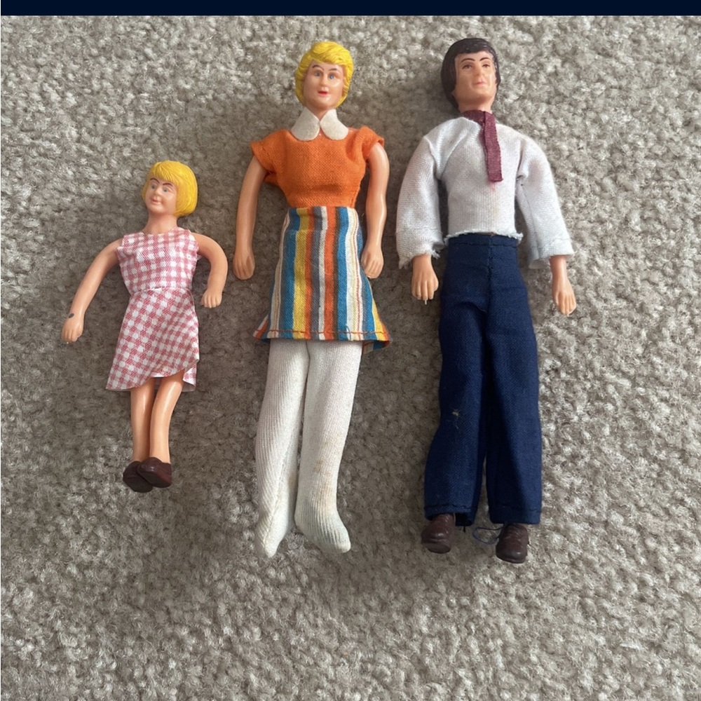 Vintage Family Doll Set with Colorful Outfits For Doll House